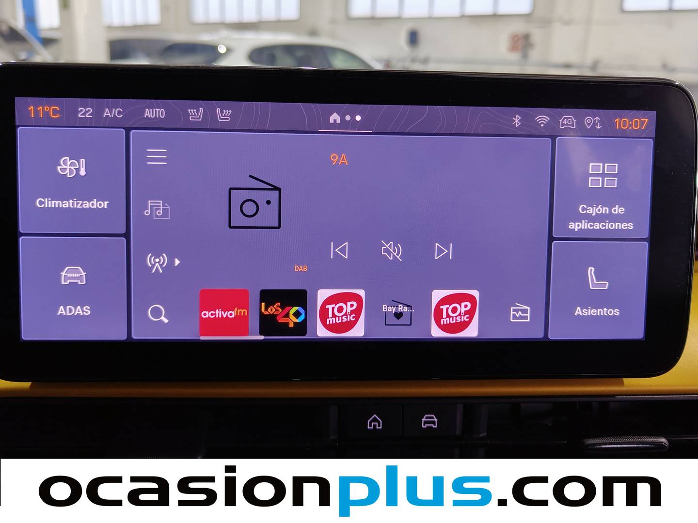 Foto Jeep Avenger Jeep Avenger 1.2 G Summit (100 CV)