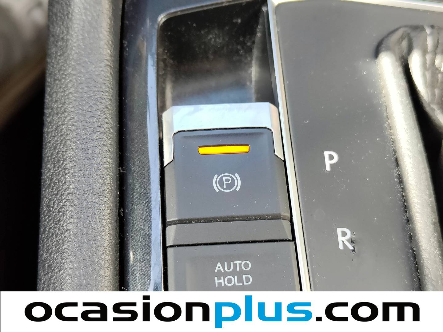 Foto Volkswagen Tiguan Volkswagen Tiguan Sport 2.0 TDI (150 CV) DSG R-Line