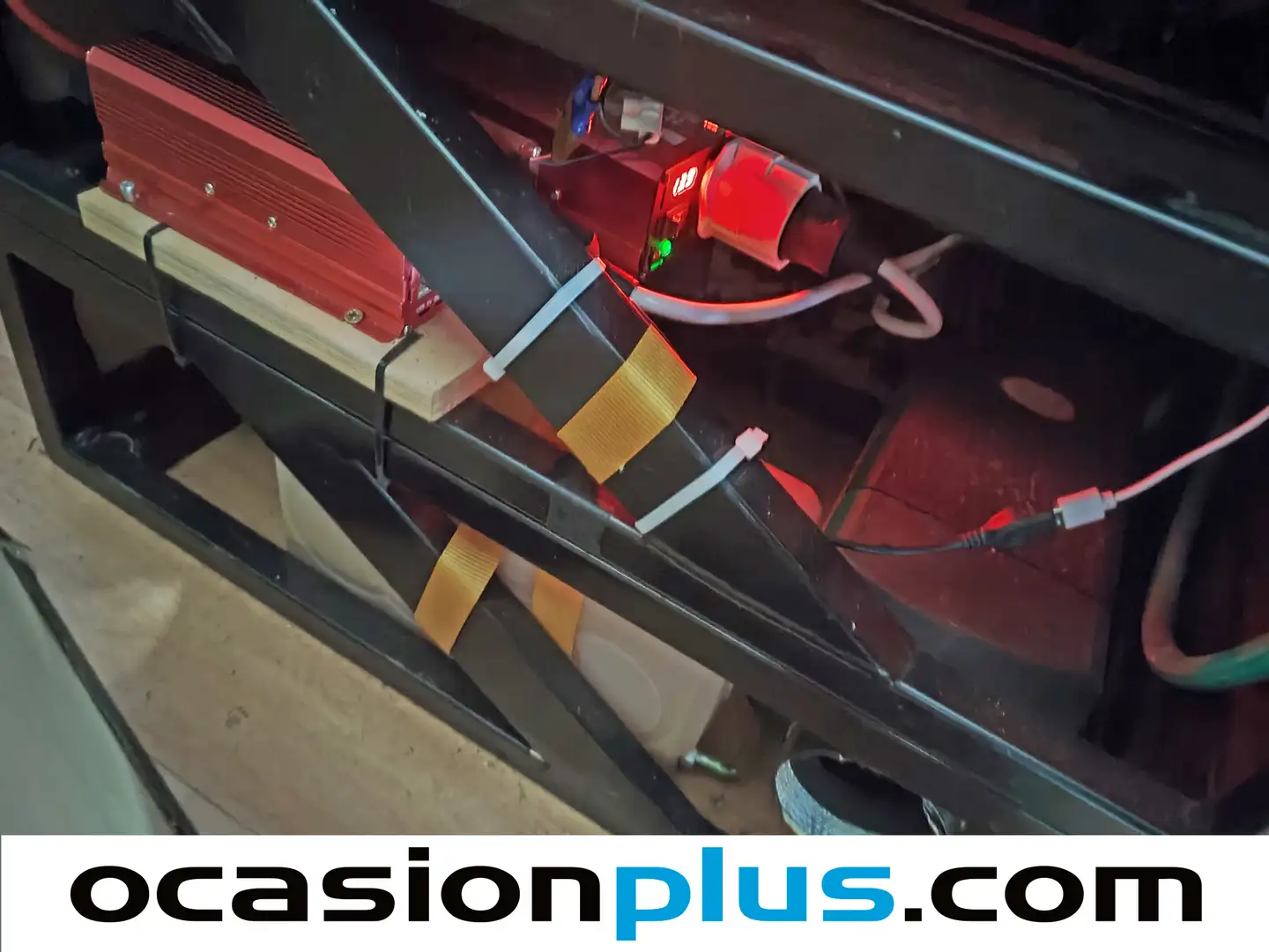 Foto Iveco Daily Iveco Daily Furgon 35 S 11 3300/2100 RS (105 CV)