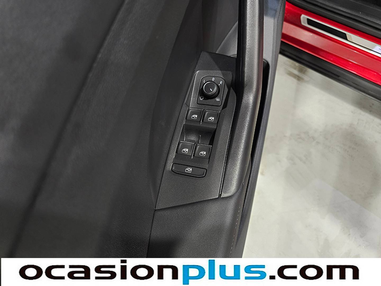 Foto Volkswagen T-Cross Volkswagen T-Cross R-Line 1.0 TSI (116 CV) DSG