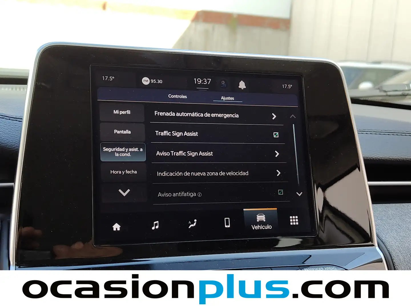 Foto Jeep Compass Jeep Compass 1.3 Gse T4 Longitude FWD MT (130 CV)