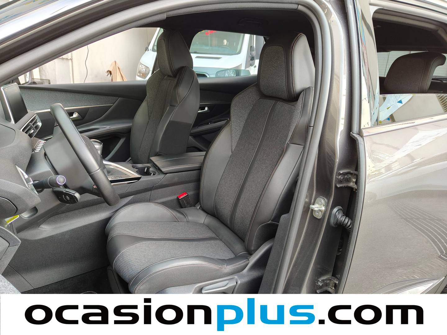 Foto asientos delanteros Peugeot 3008 Peugeot 3008 PureTech 130 S&S GT Line (130 CV)