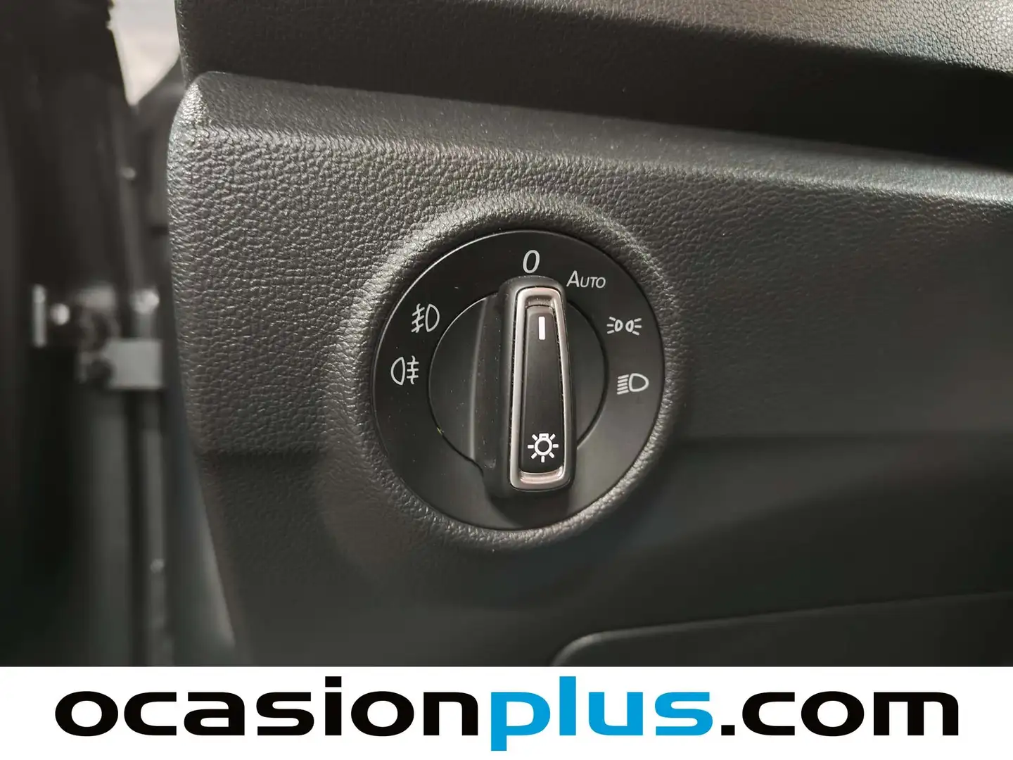 Foto Volkswagen T-Roc Volkswagen T-Roc Advance 1.5 TSI EVO  (150 CV)