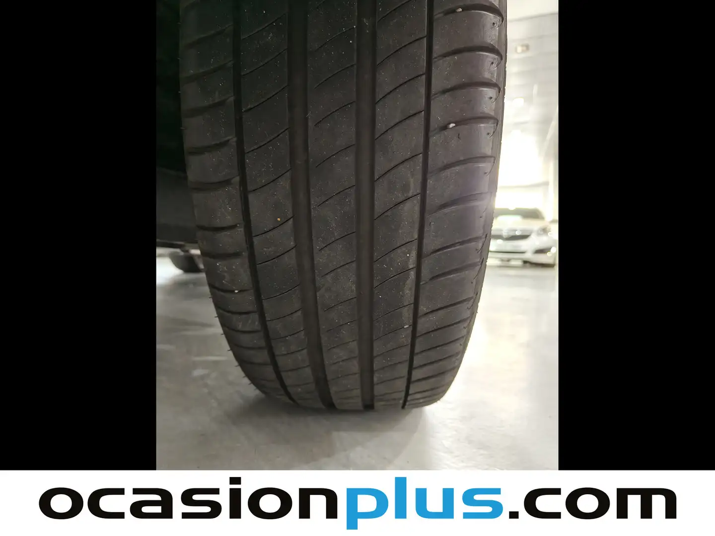 Foto Toyota C-HR Toyota C-HR 1.8 125H Dynamic Plus (122 CV)