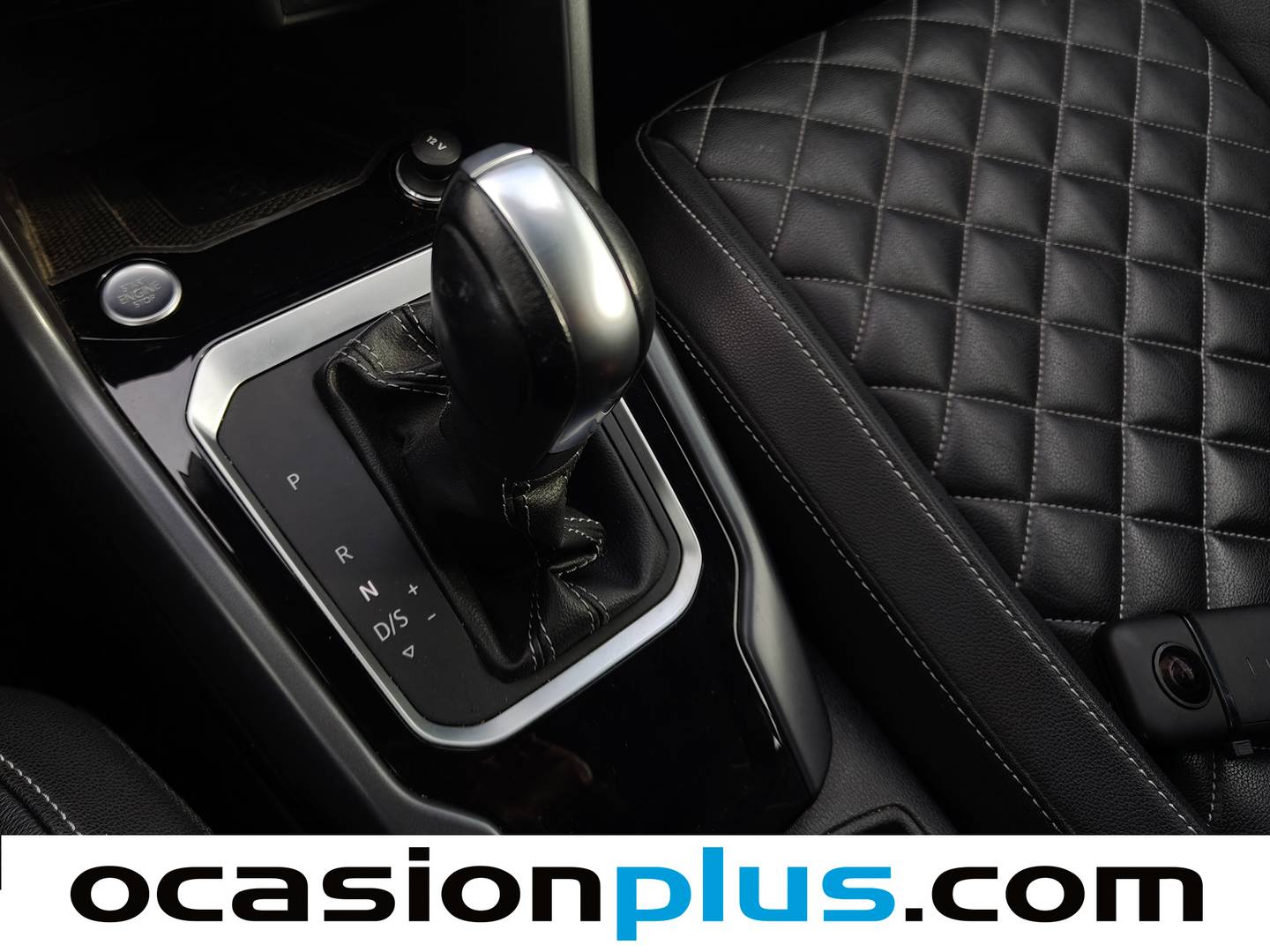 Foto Volkswagen T-Roc Volkswagen T-Roc Cabrio 1.5 TSI (150 CV) DSG Pack R-Line