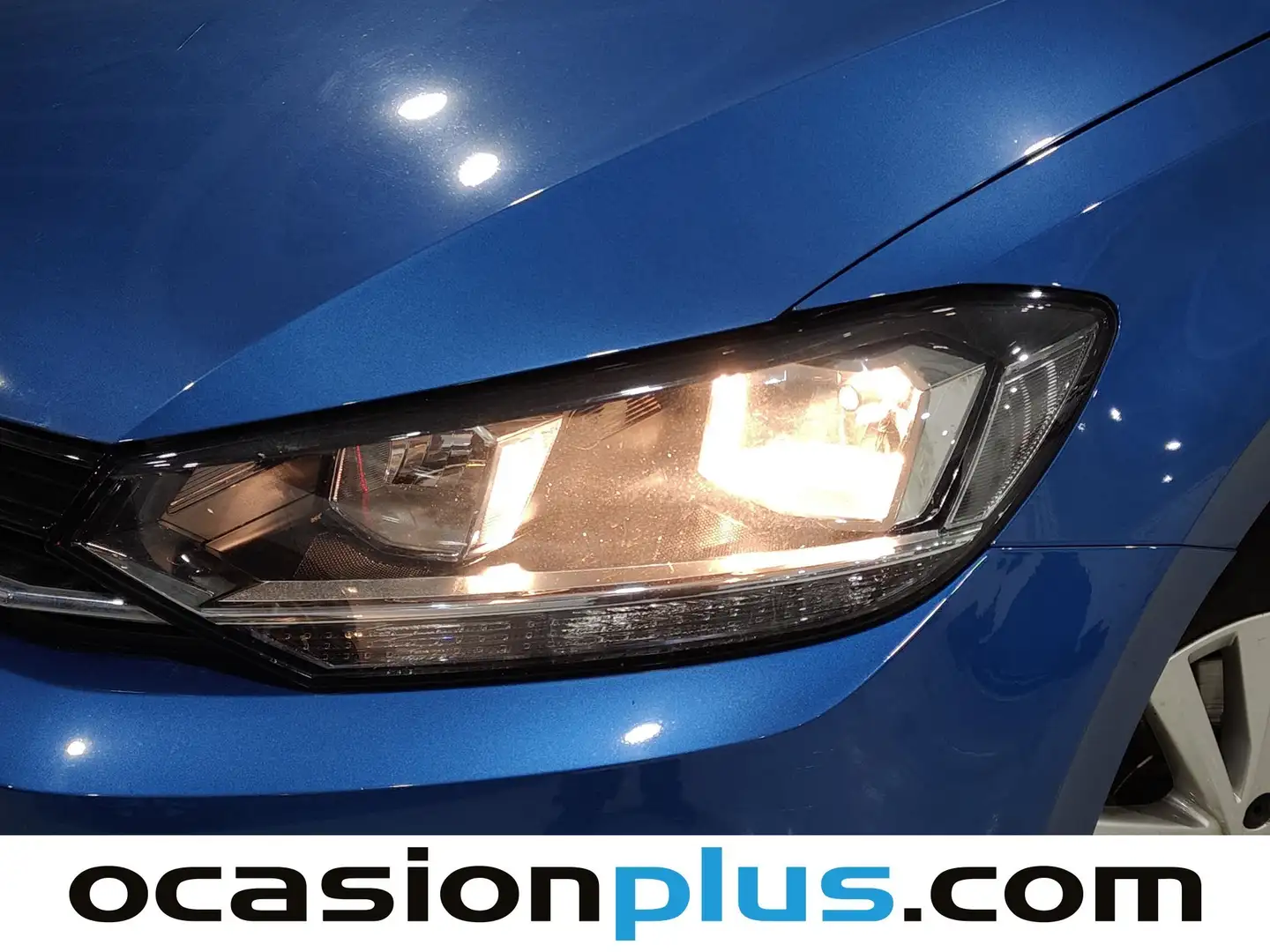 Foto Volkswagen Touran Volkswagen Touran Business 2.0 TDI (122 CV)