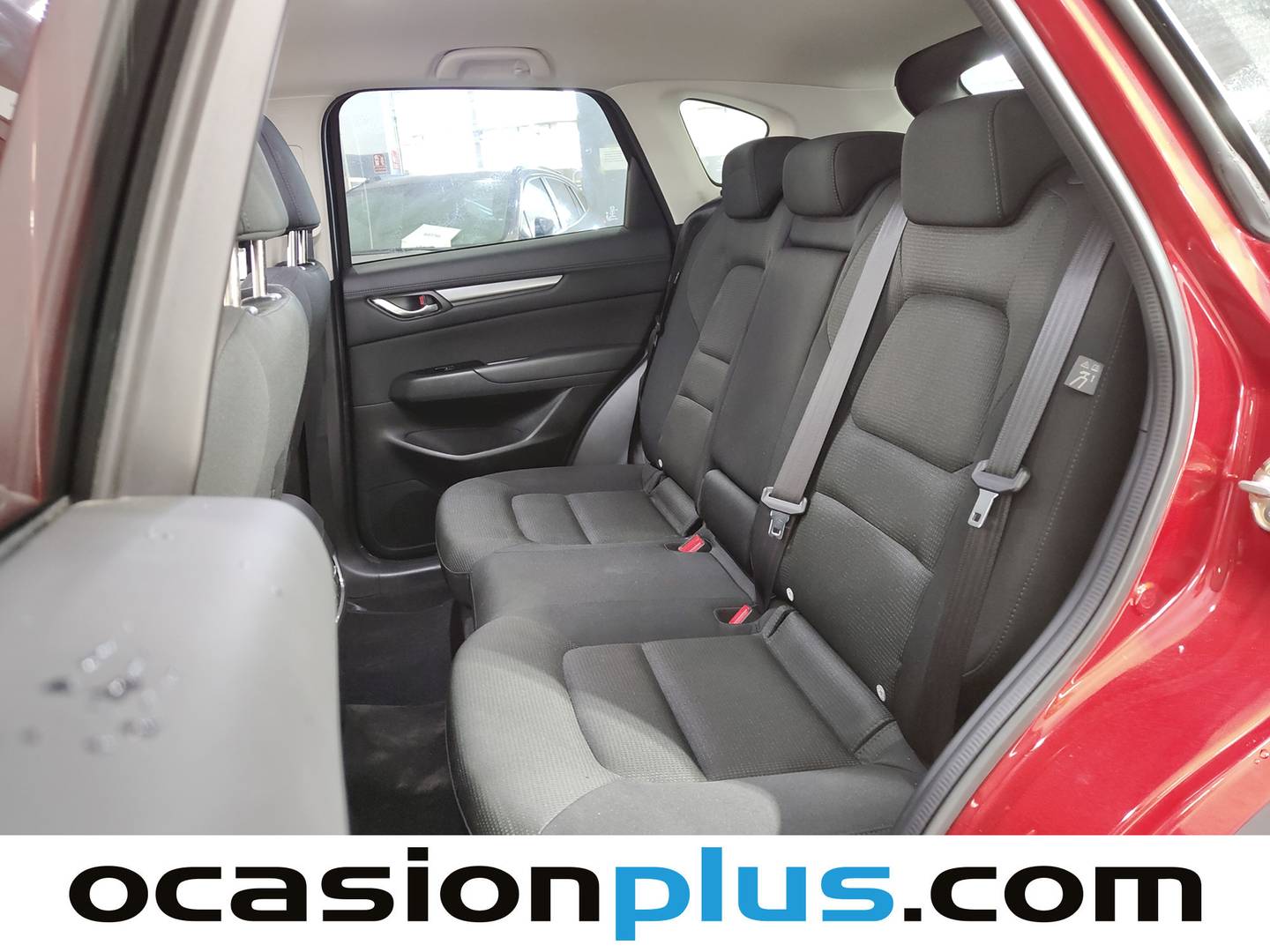Foto asientos traseros Mazda CX-5 Mazda CX-5 2.0 MHEV Center-Line Plus (165 CV)
