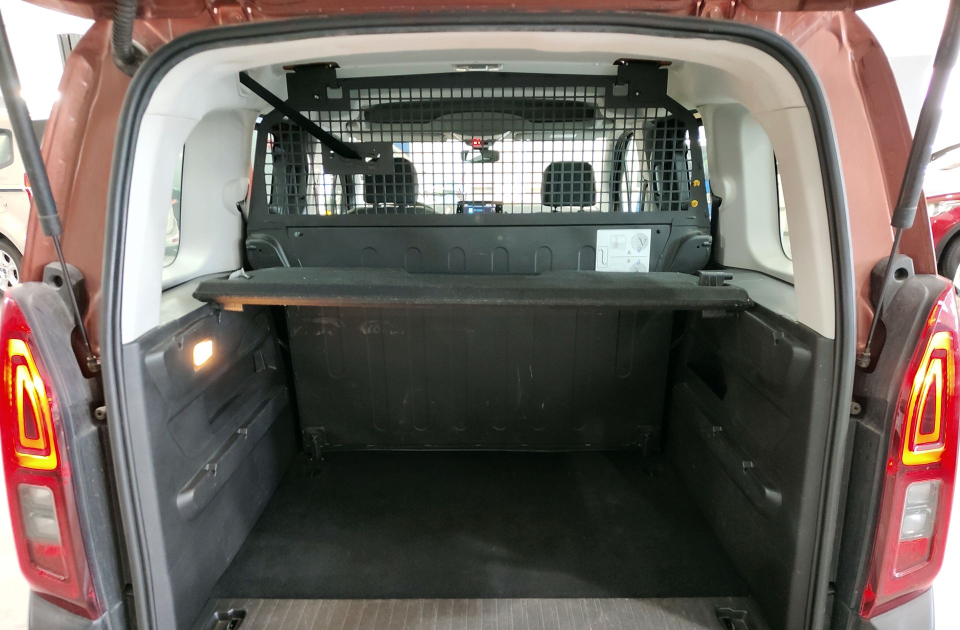 Citroën Berlingo BlueHDi 100 Talla M Feel Business - foto 15