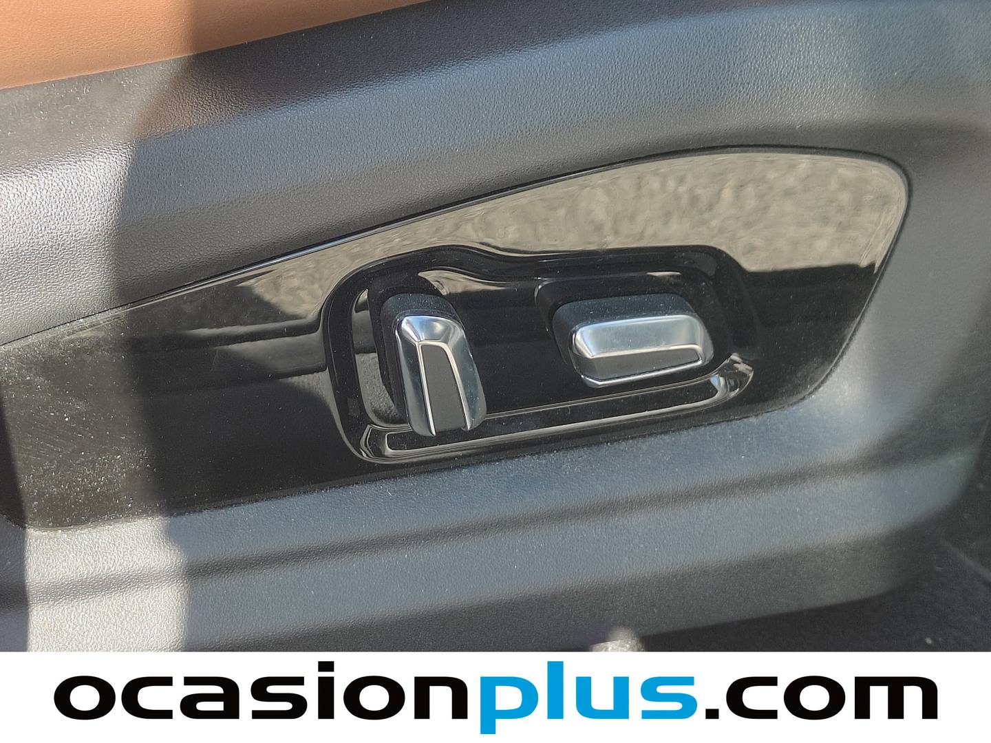 Foto OMODA 5 Omoda 5 1.6 T-GDI Comfort DCT  (185 CV)