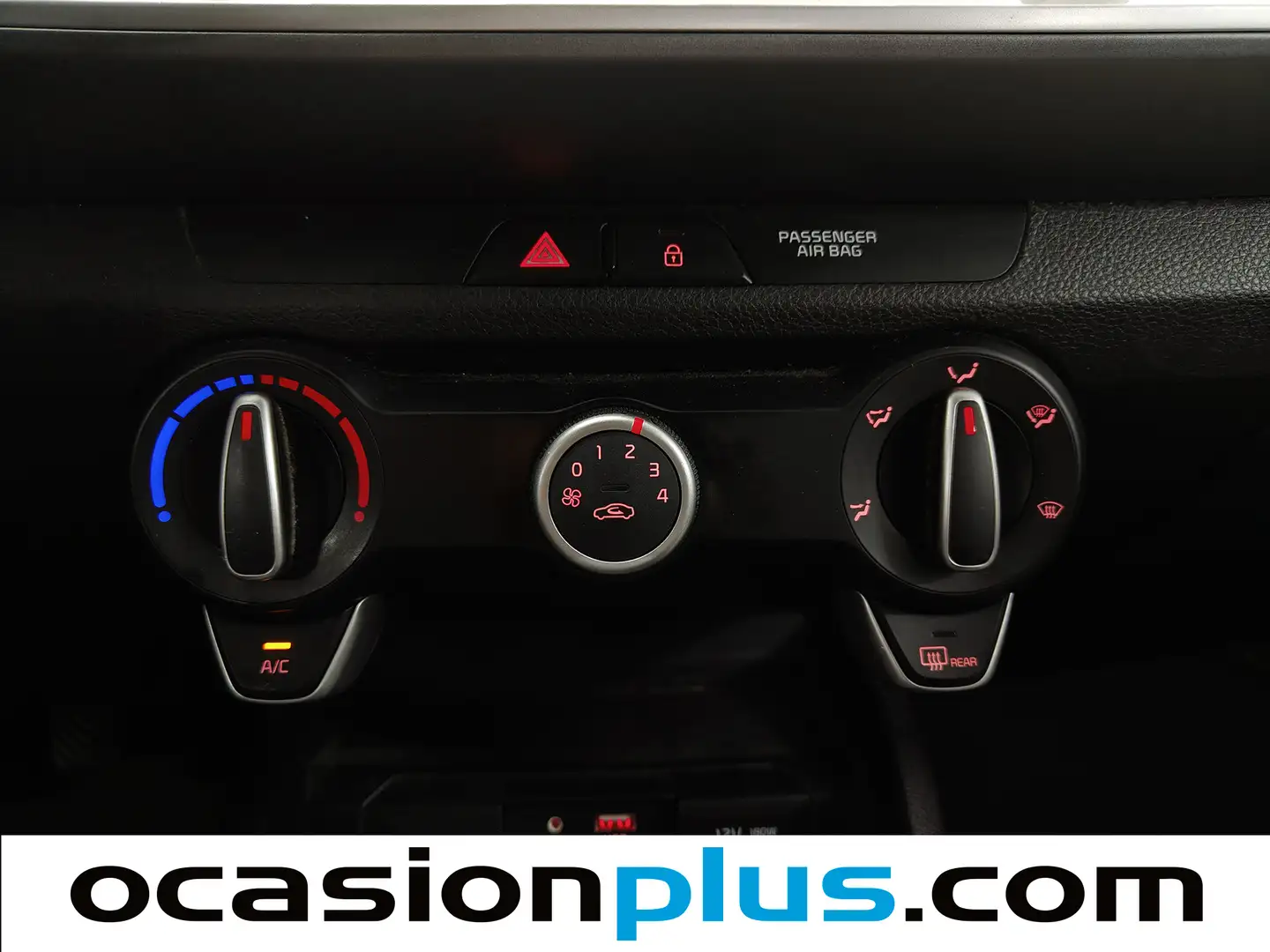 Foto KIA Stonic Kia Stonic 1.2 CVVT Concept Eco-Dynamic (84 CV)