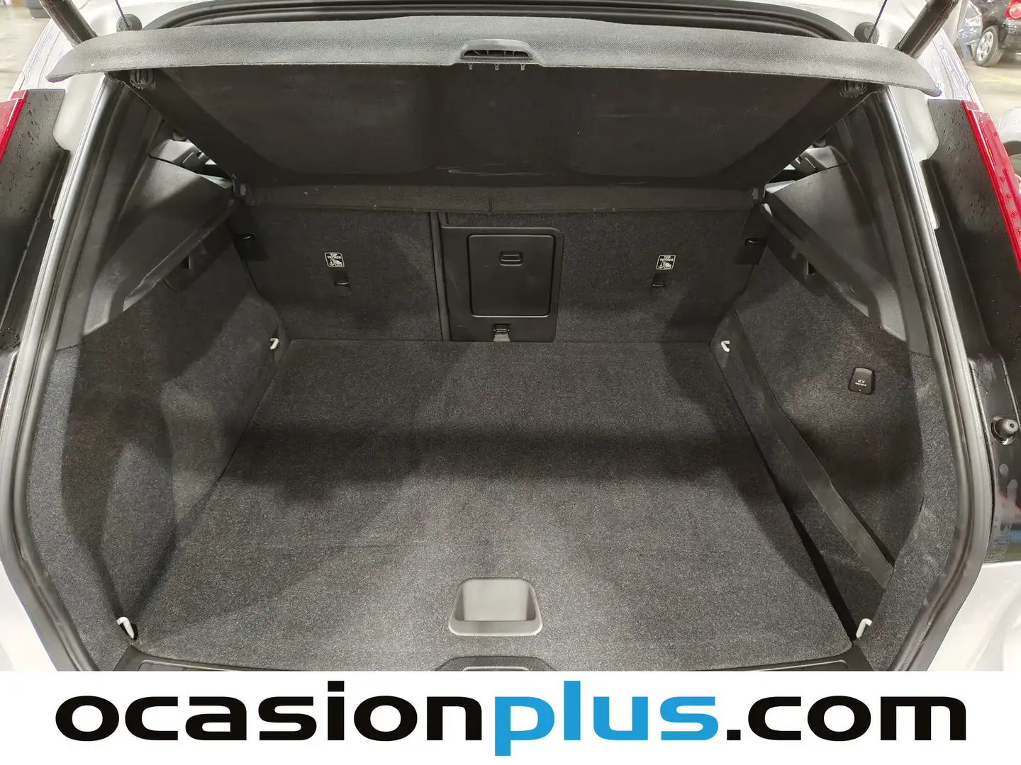 Foto Volvo XC40 Volvo XC40 D3 Business Plus (150 CV)