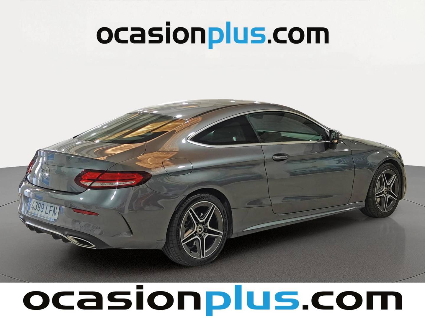 Foto trasera Mercedes Clase C Mercedes Clase C Coupe 300 (258 CV) Pack AMG derecha