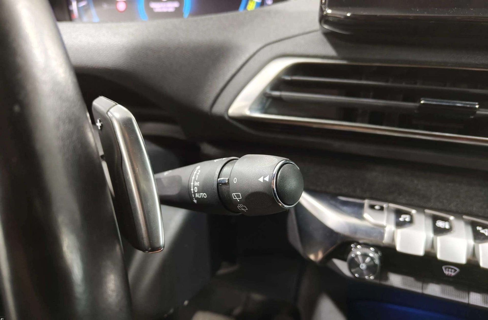 Peugeot 3008 300 Allure Pack e-EAT8 - foto 28