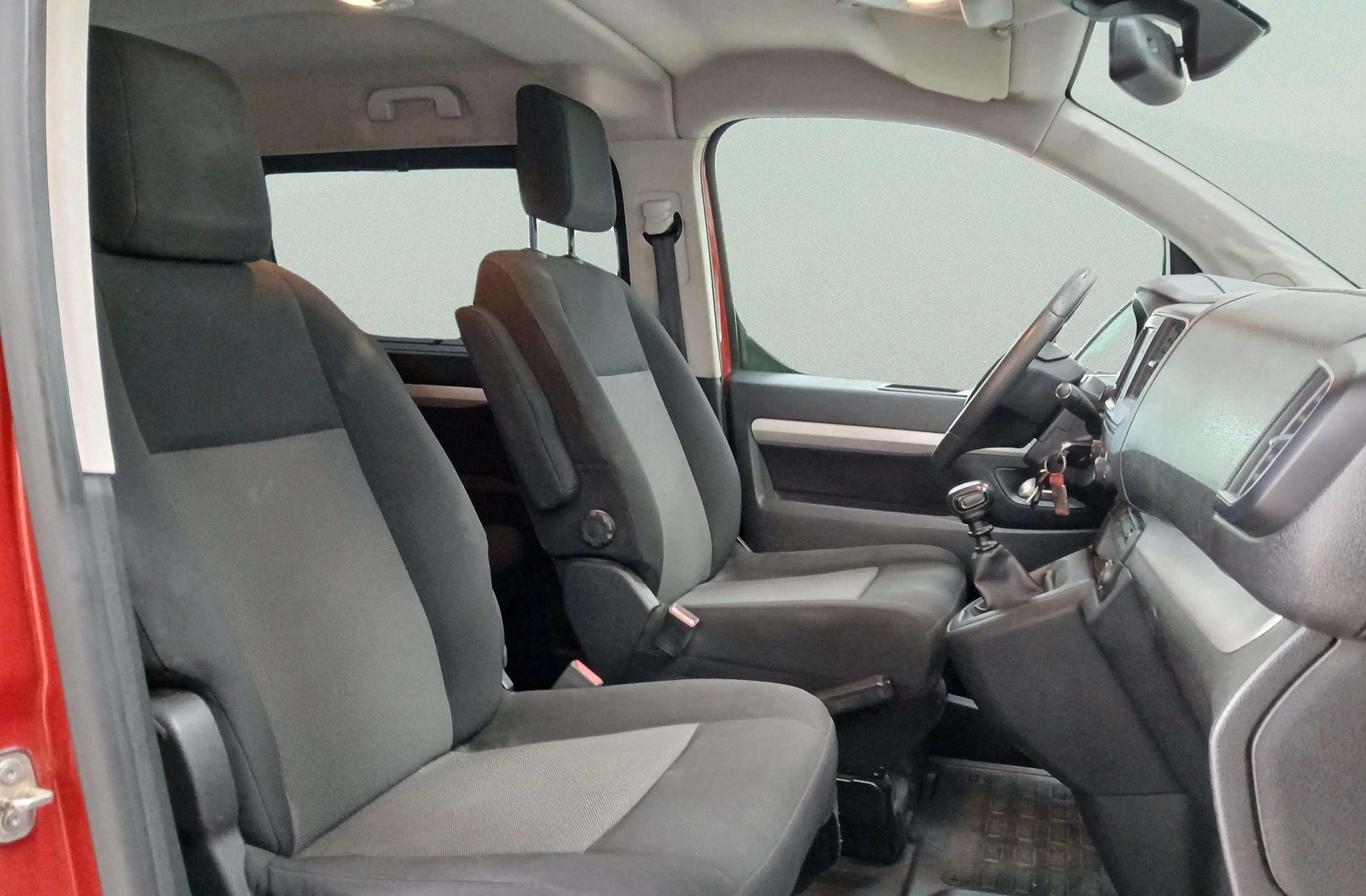 Citroën SpaceTourer BlueHDi 150 Talla M Business 8 plazas - foto 19