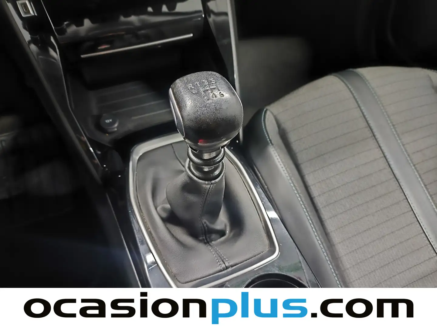 Foto Peugeot 2008 Peugeot 2008 PureTech 130 S&S Allure Pack (130 CV)