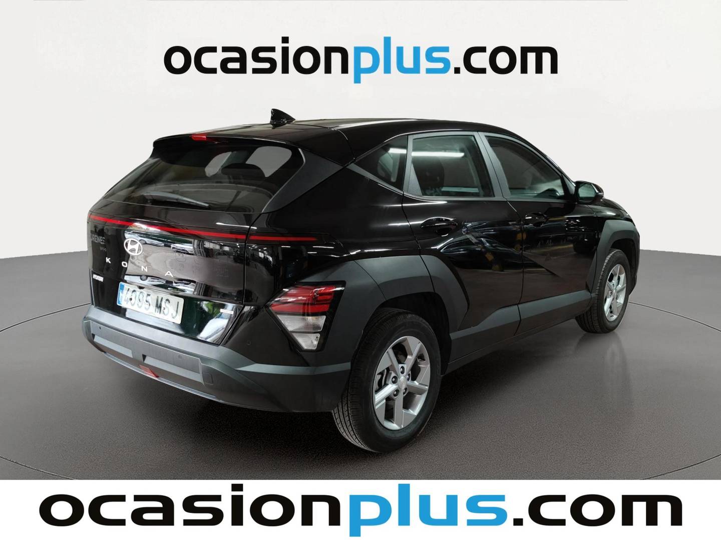 Foto trasera Hyundai Kona Hyundai Kona 1.6 GDI HEV Maxx DCT (141 CV) derecha