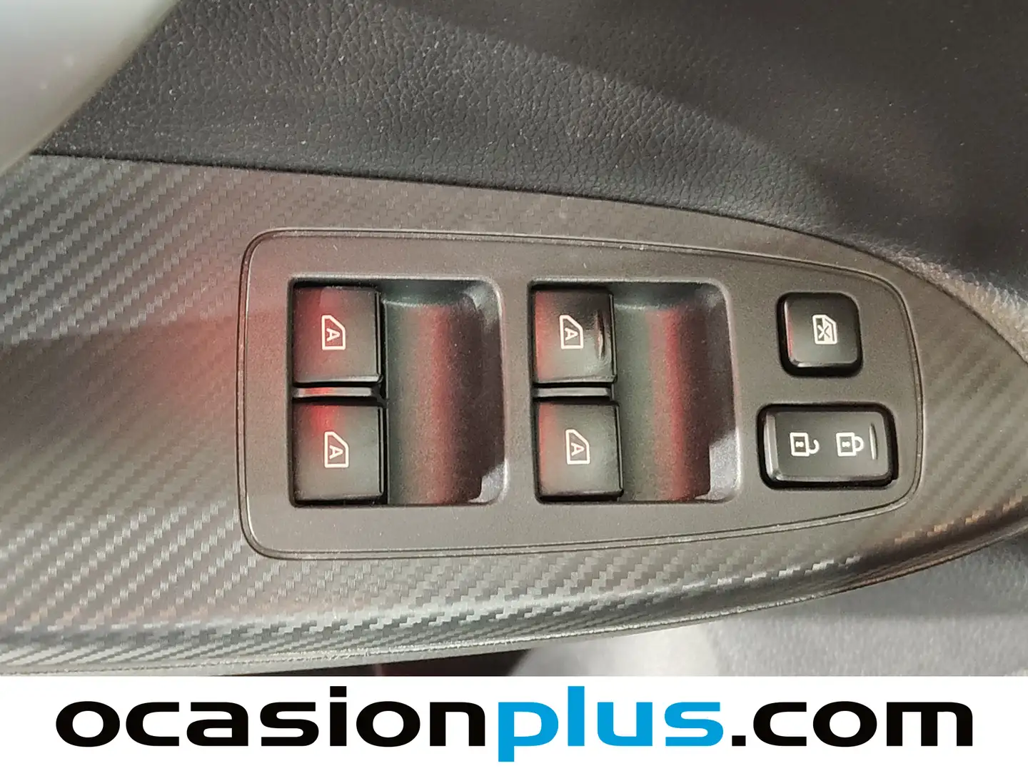 Foto Mitsubishi Eclipse Cross Mitsubishi Eclipse Cross 2.4 PHEV Kaiteki+ 4WD Auto (188 CV)
