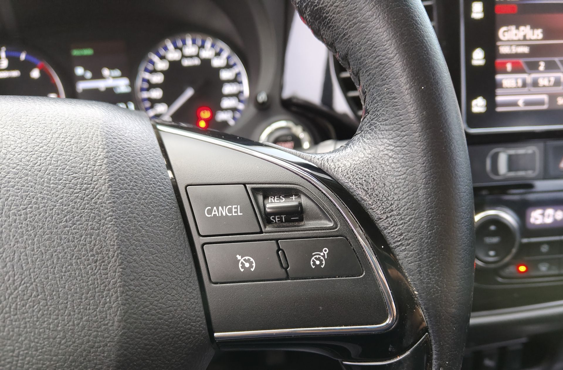 Mitsubishi Outlander 220 DI-D Motion 2WD - foto 23