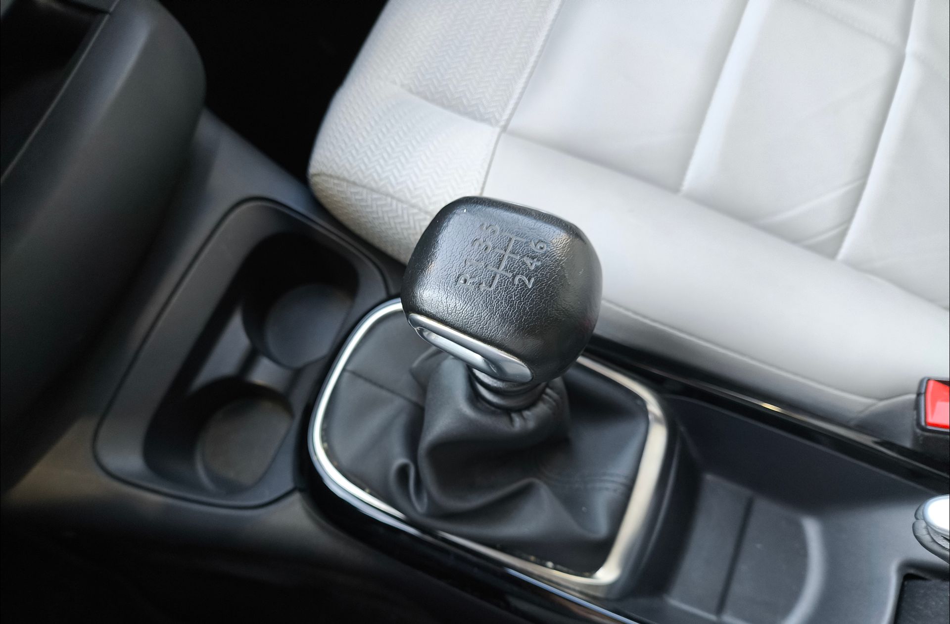 Citroën C4 Cactus PureTech 110 Shine - foto 6