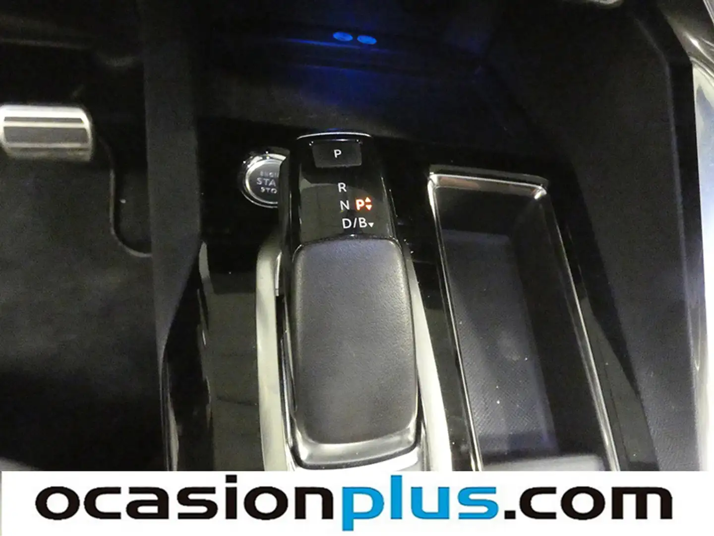 Foto Peugeot 3008 Hybrid Peugeot 3008 Hybrid 300 GT Pack e-EAT8 (300 CV)