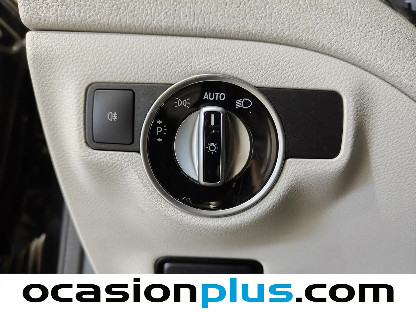 Foto Mercedes GLA Mercedes-Benz GLA GLA 200 d Urban (136 CV)