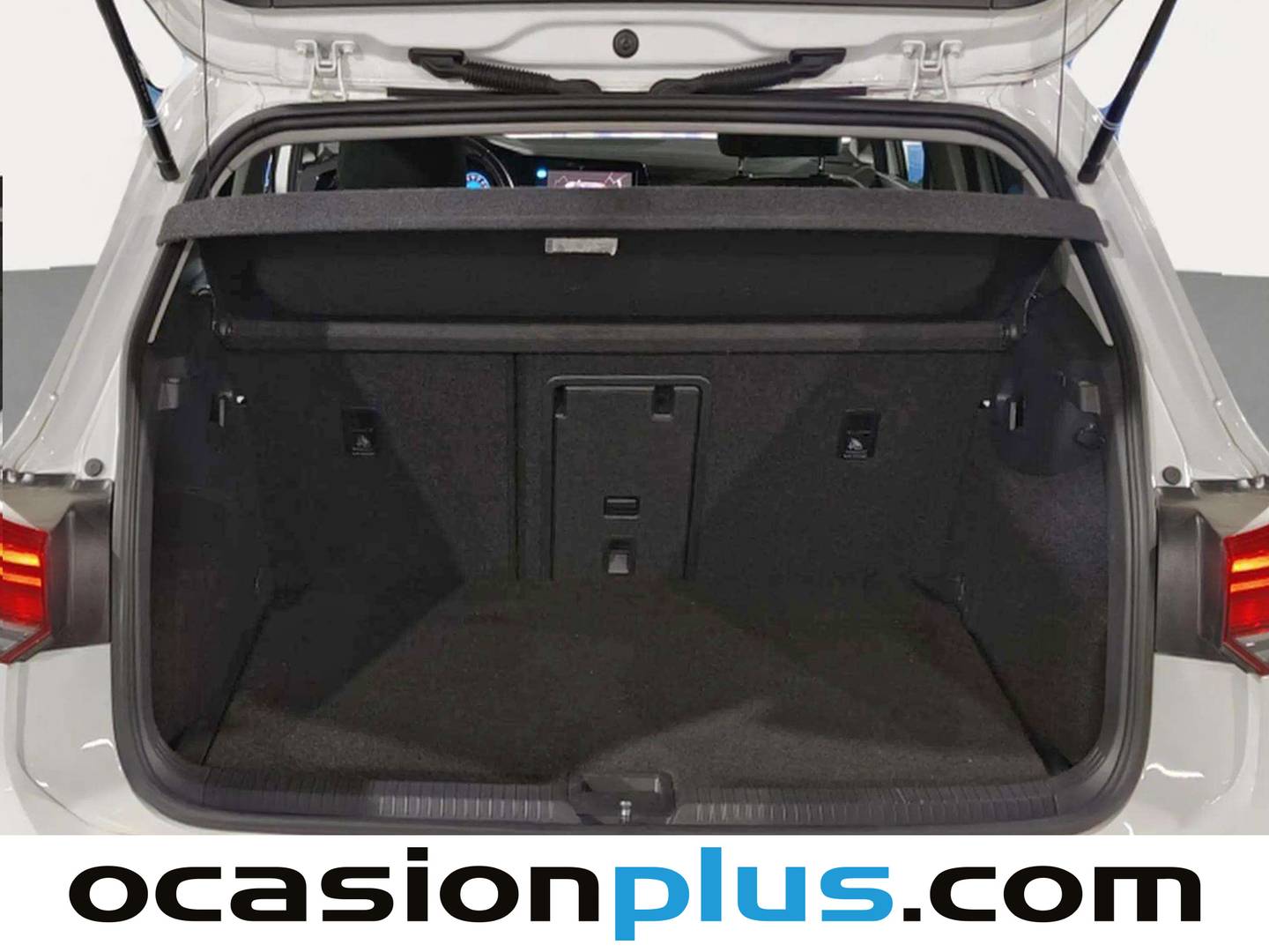 Fotos maletero Volkswagen Golf Volkswagen Golf Life 2.0 TDI (115 CV)