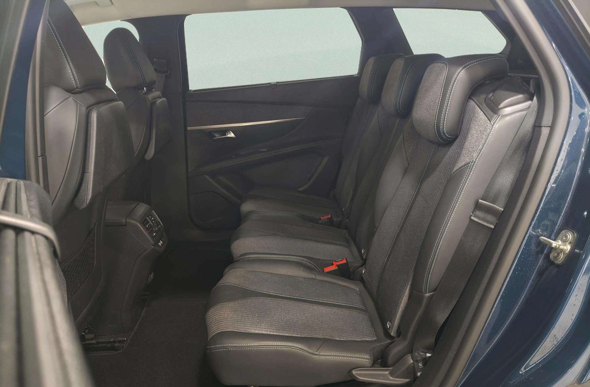 Peugeot 5008 PureTech 130 Allure Pack 7 plazas - foto 13