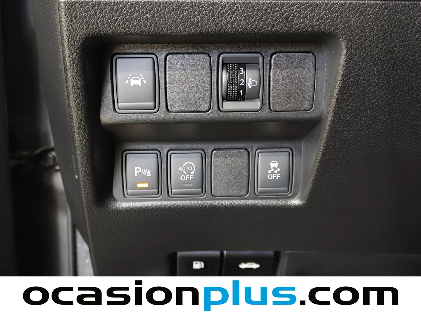 Foto Nissan QASHQAI Nissan Qashqai 1.2 DIG-T S&S 360 4X2 (115 CV)