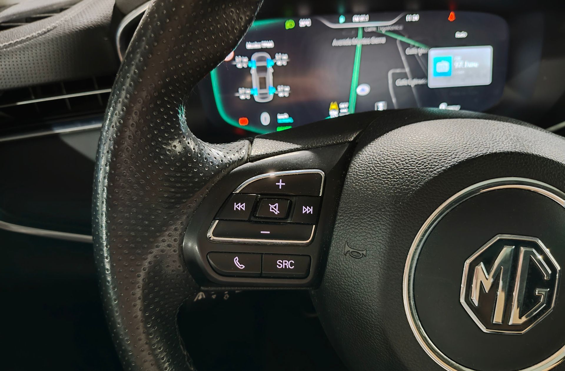 MG Marvel R 70kWh Luxury - foto 31