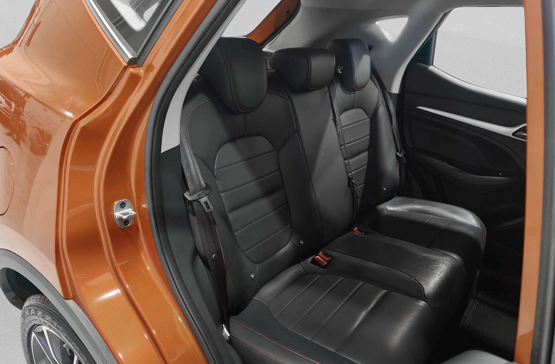 MG ZS 1.5 Luxury - foto 18