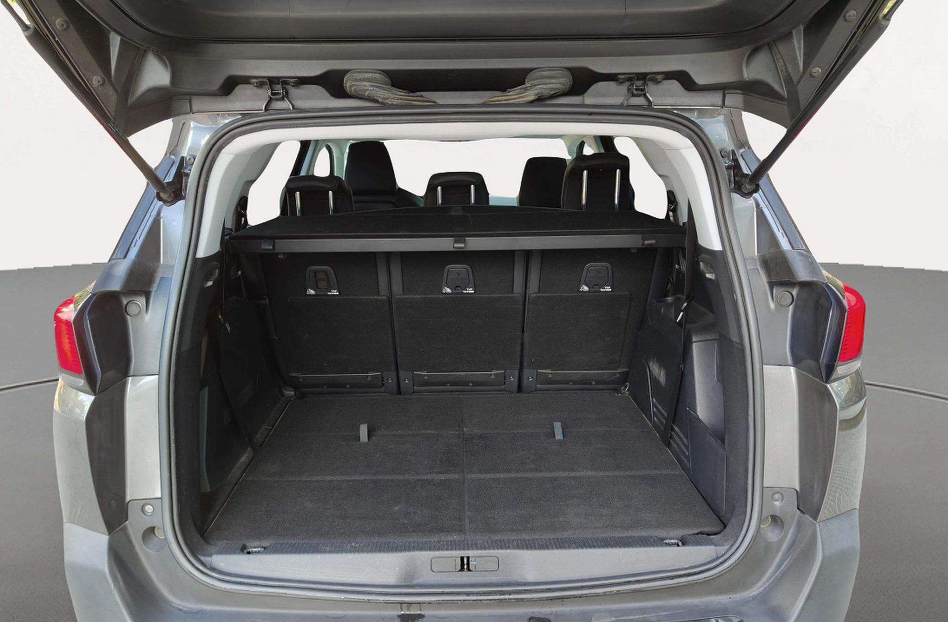 Peugeot 5008 PureTech 130 Allure 7 plazas - foto 18