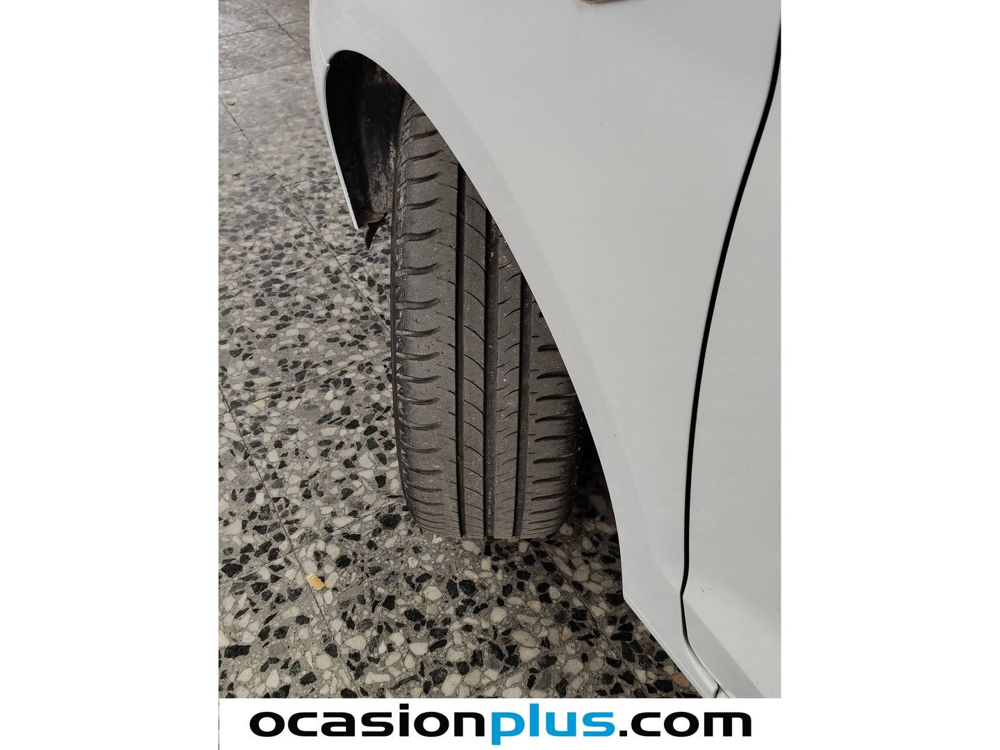 Ford Ka+ Ford Ka+ 1.2 Ti-VCT Essential (70 CV) 70cv