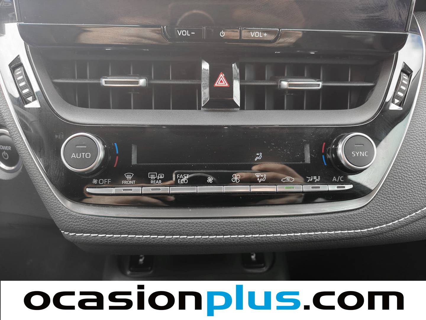 Foto Toyota Corolla Toyota Corolla 140H Style 103 kW (140 CV)