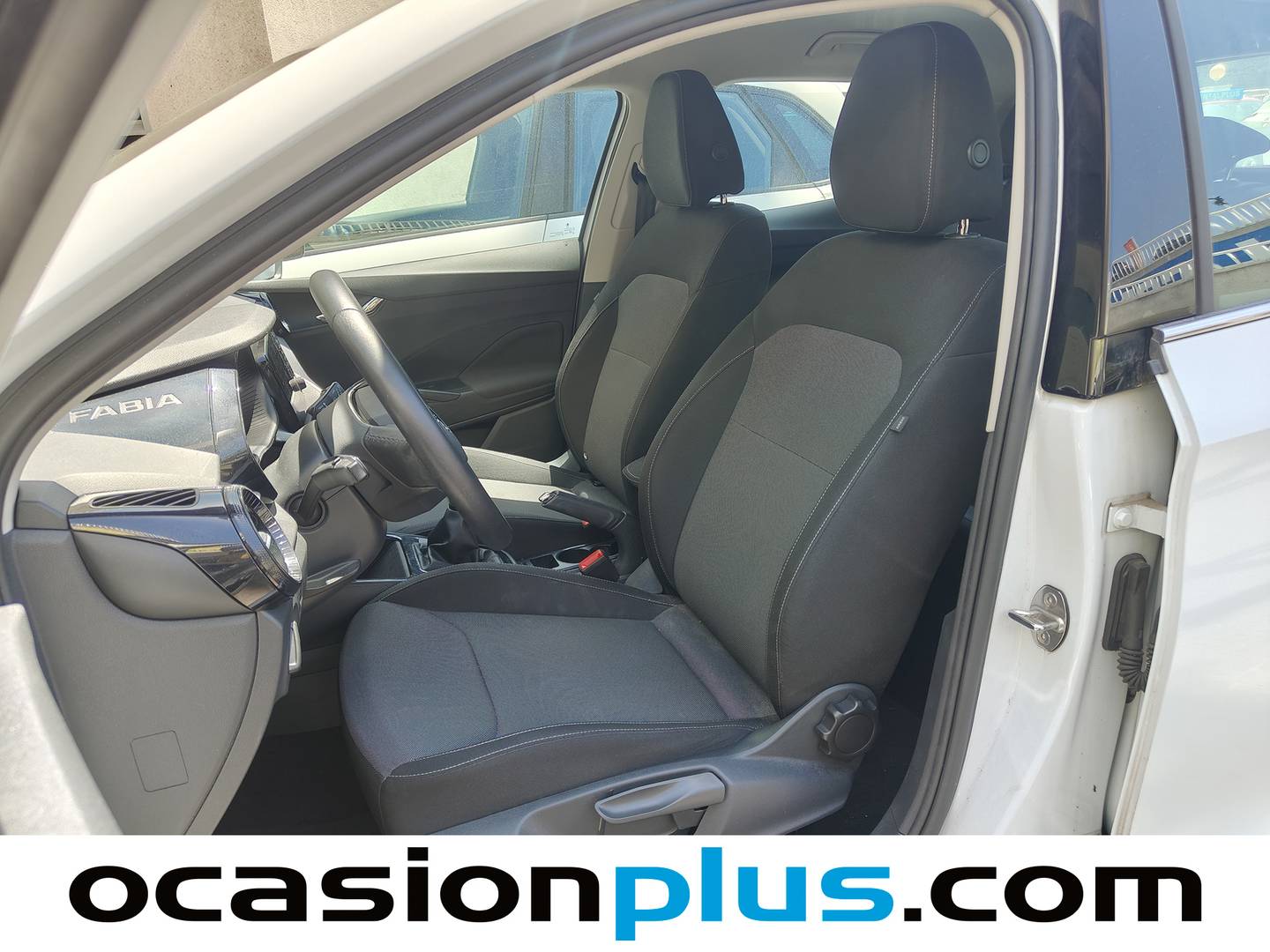 Foto asientos delanteros Skoda Fabia Skoda Fabia 1.0 MPI Ambition (80 CV)