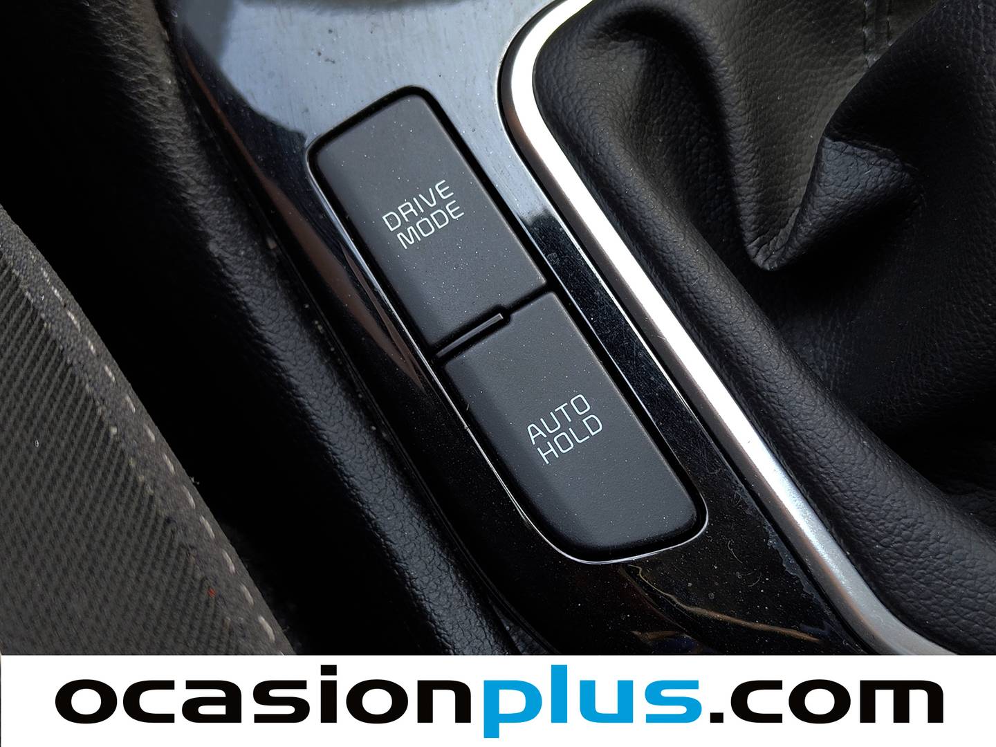 Accesorios del KIA Sportage KIA Sportage 1.6 T-GDi MHEV Drive 4x2 (150 CV)