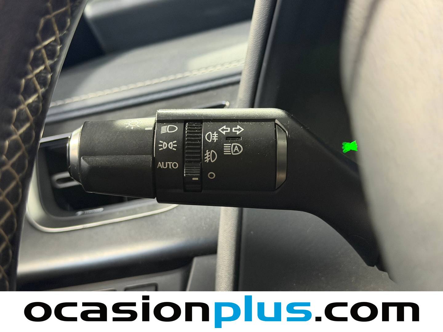 Lexus UX Lexus UX 250h Business Navigation 2WD (184 CV) seminuevo
