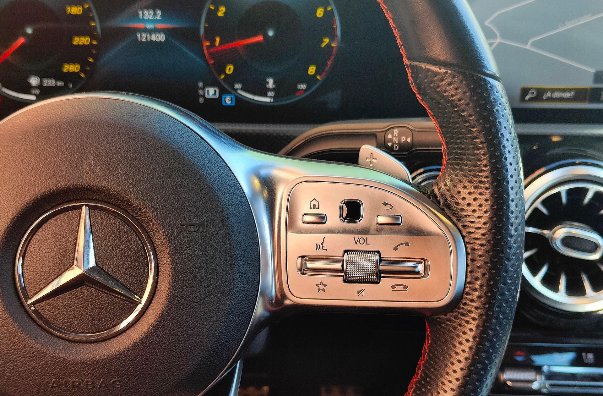 Mercedes-Benz Clase A 200 Pack AMG - foto 28