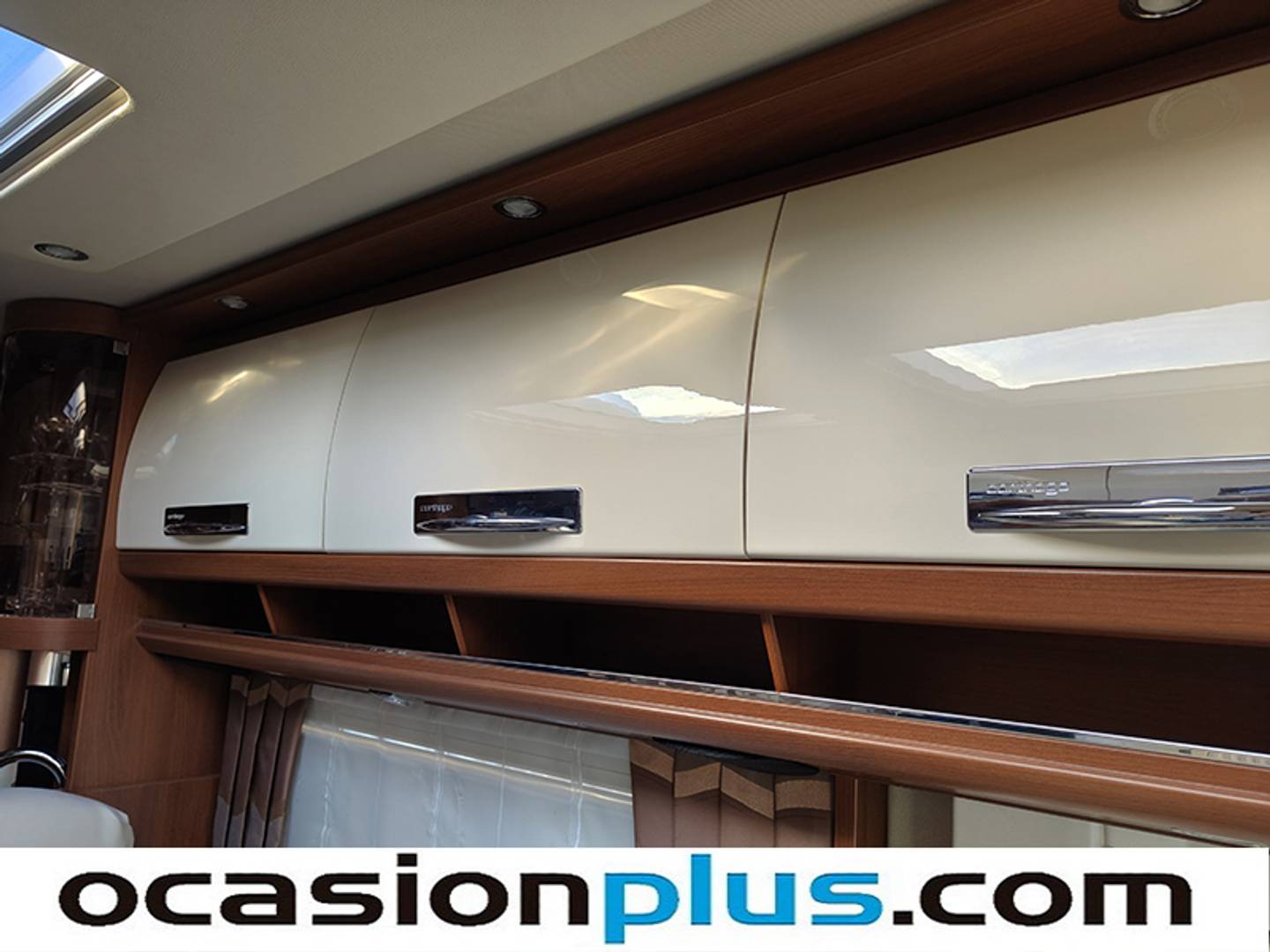 Foto Carthago Chic E line Carthago Chic E line I51Q Liner (177 CV) 4 Plazas