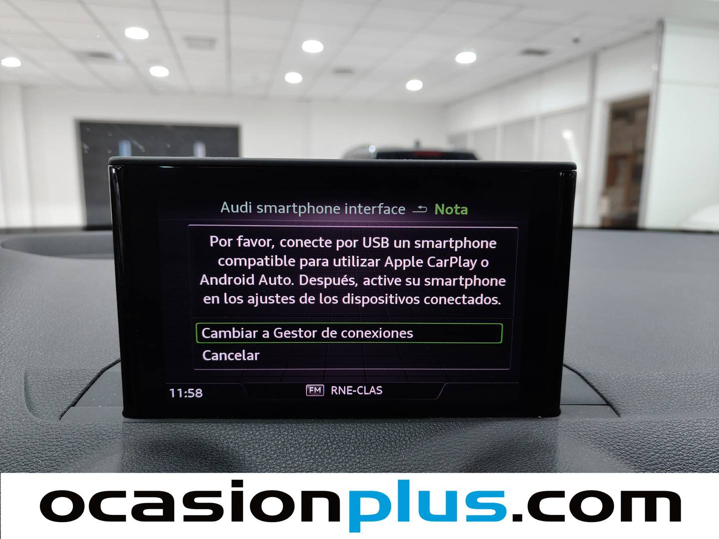 Foto Audi Q2 Audi Q2 sport 30 TDI (116 CV) S tronic