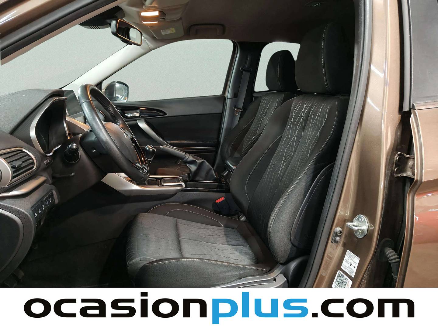 Foto asientos delanteros Mitsubishi Eclipse Cross Mitsubishi Eclipse Cross 150T Motion (163 CV)