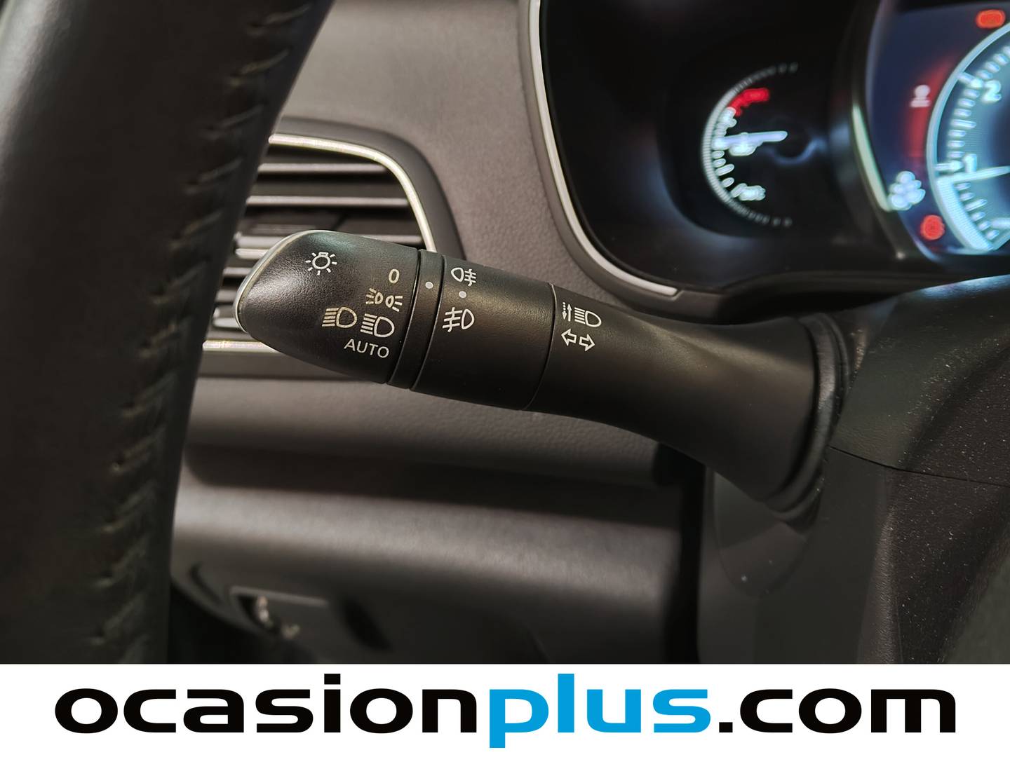 Foto Renault Mégane Renault Megane Limited Energy TCe (130 CV)