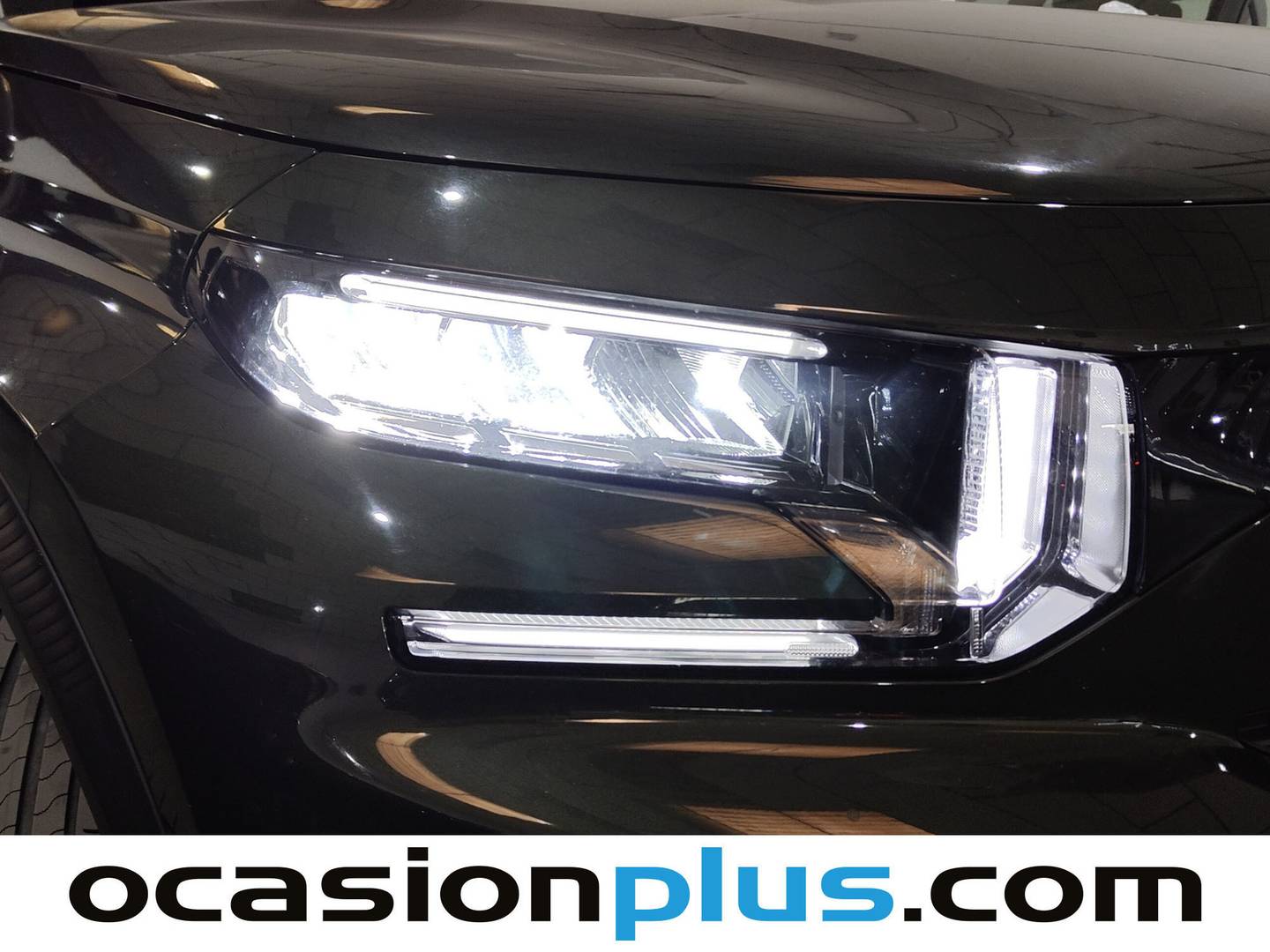 Extras del Citroën C3 Aircross Citroën C3 Aircross Hybrid 145 Plus e-DCS6 (145 CV)