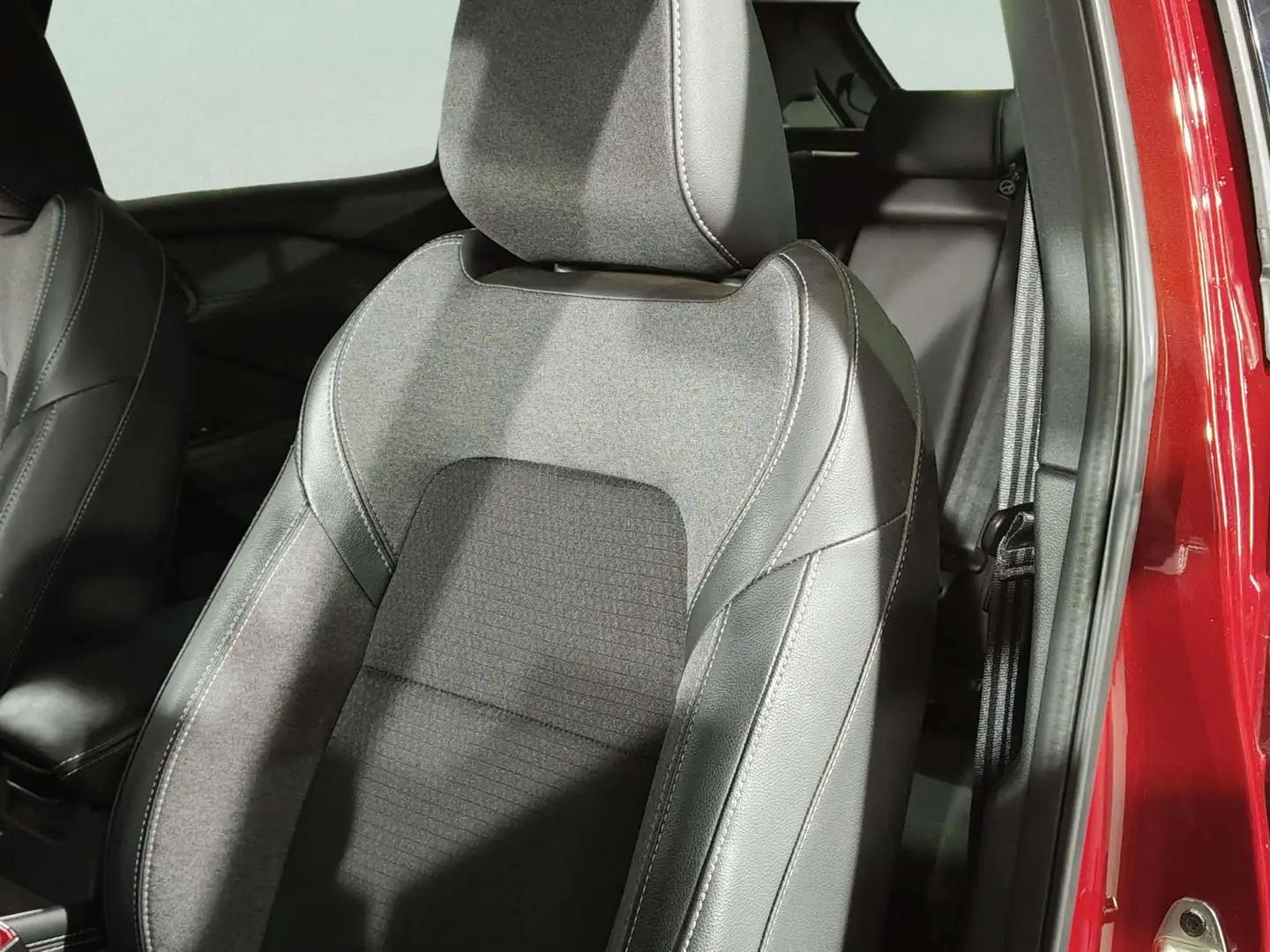 Foto Nissan QASHQAI Nissan Qashqai DIG-T 140 N-Connecta (140 CV)