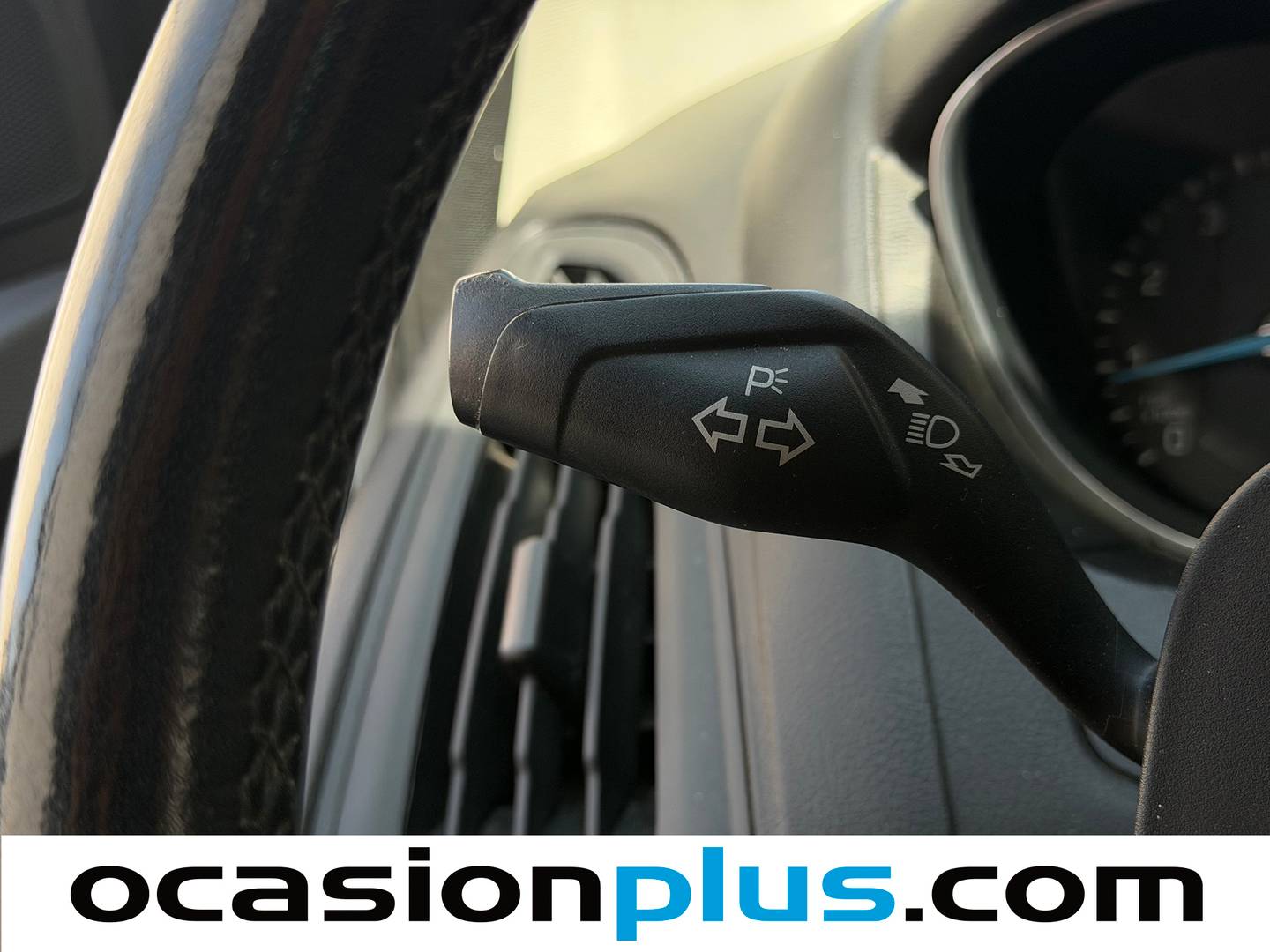Ford Focus Ford Focus 1.6 TI-VCT Business (125 CV) de segunda mano