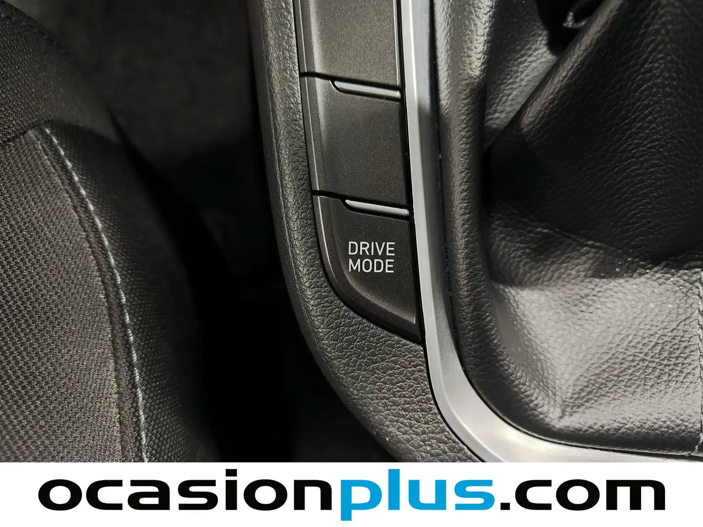 Foto Hyundai i30 Hyundai i30 Fastback 1.0 TGDI 48V Tecno (120 CV)