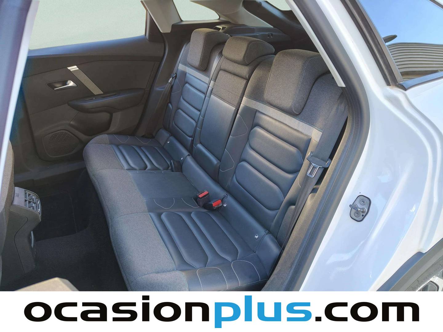 Foto Citroën C4 Citroen C4 BlueHDi 130 S&S Shine EAT8 (130 CV)