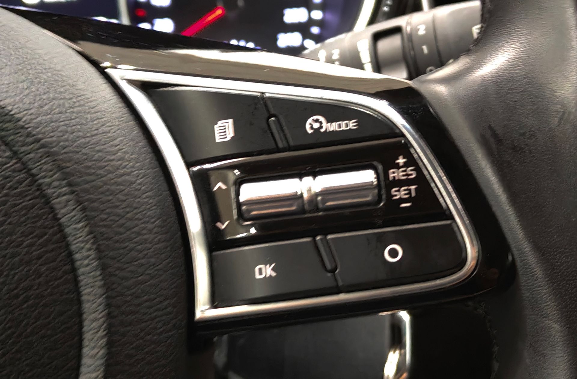 Kia XCeed 1.5 MHEV iMT Tech - foto 28