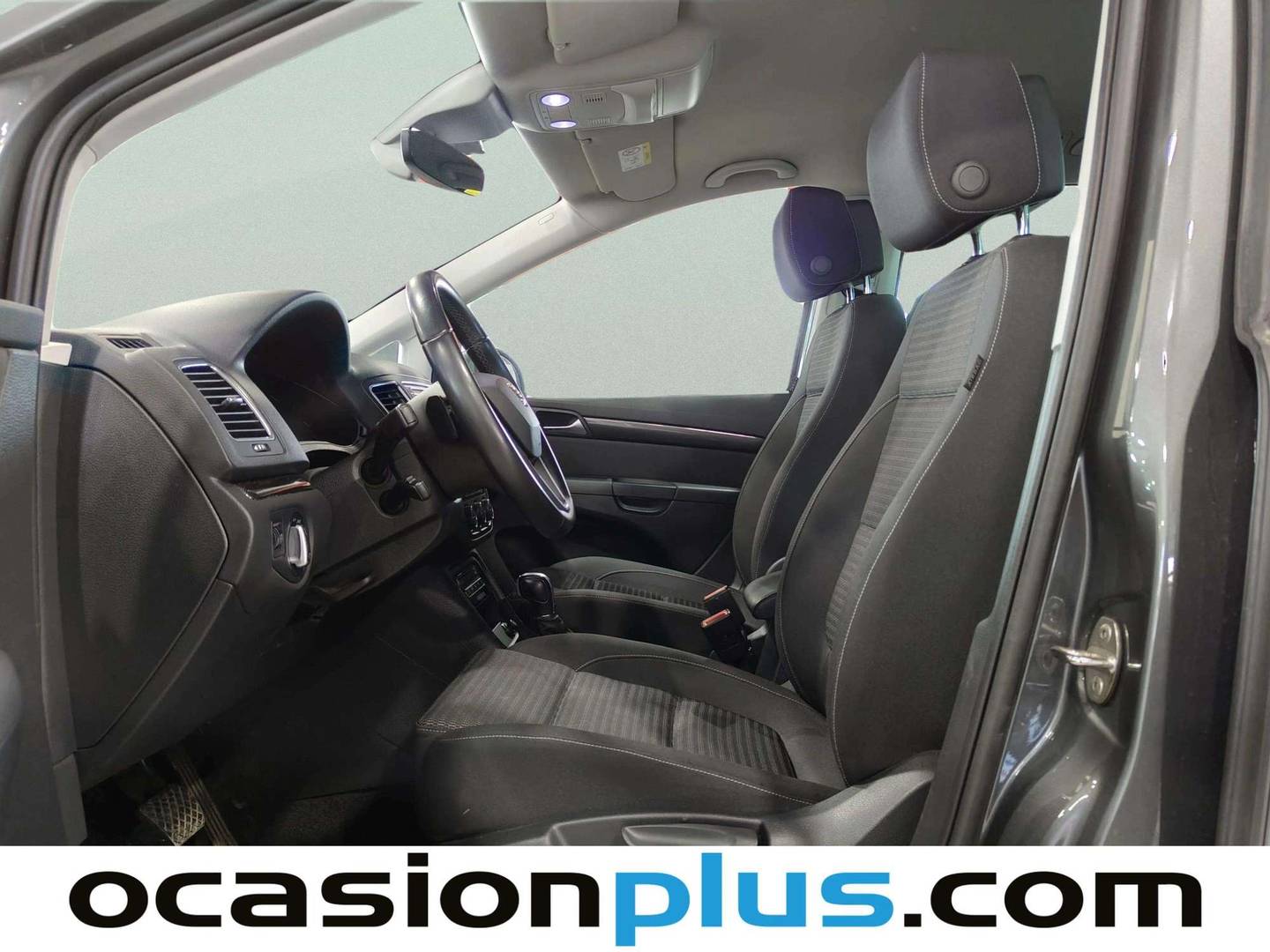 Foto asientos delanteros Seat Alhambra Seat Alhambra 2.0 TDI S&S Xcellence Travel Edition DSG (177 CV)
