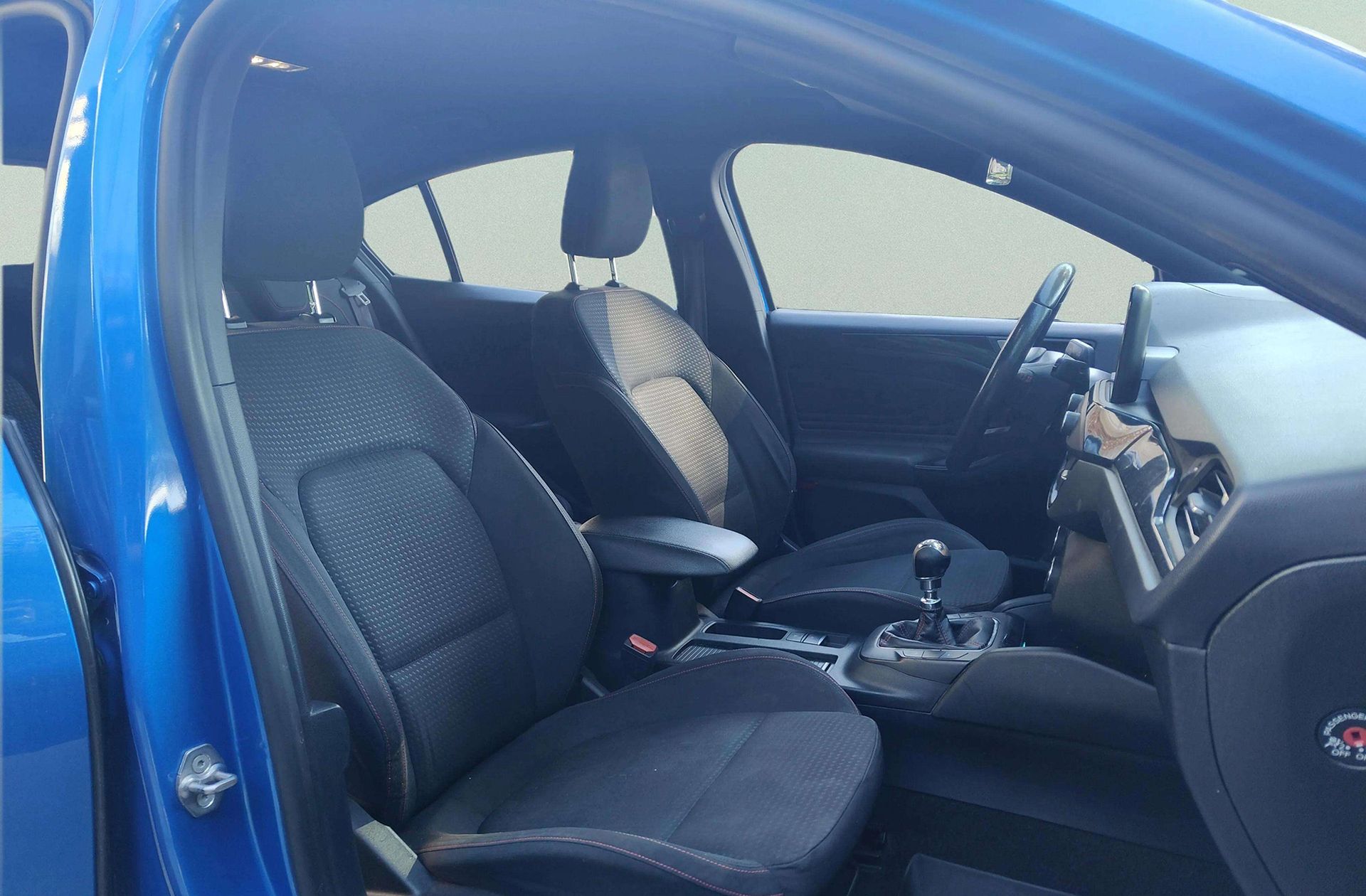 Ford Focus 1.0 EcoBoost Active - foto 20
