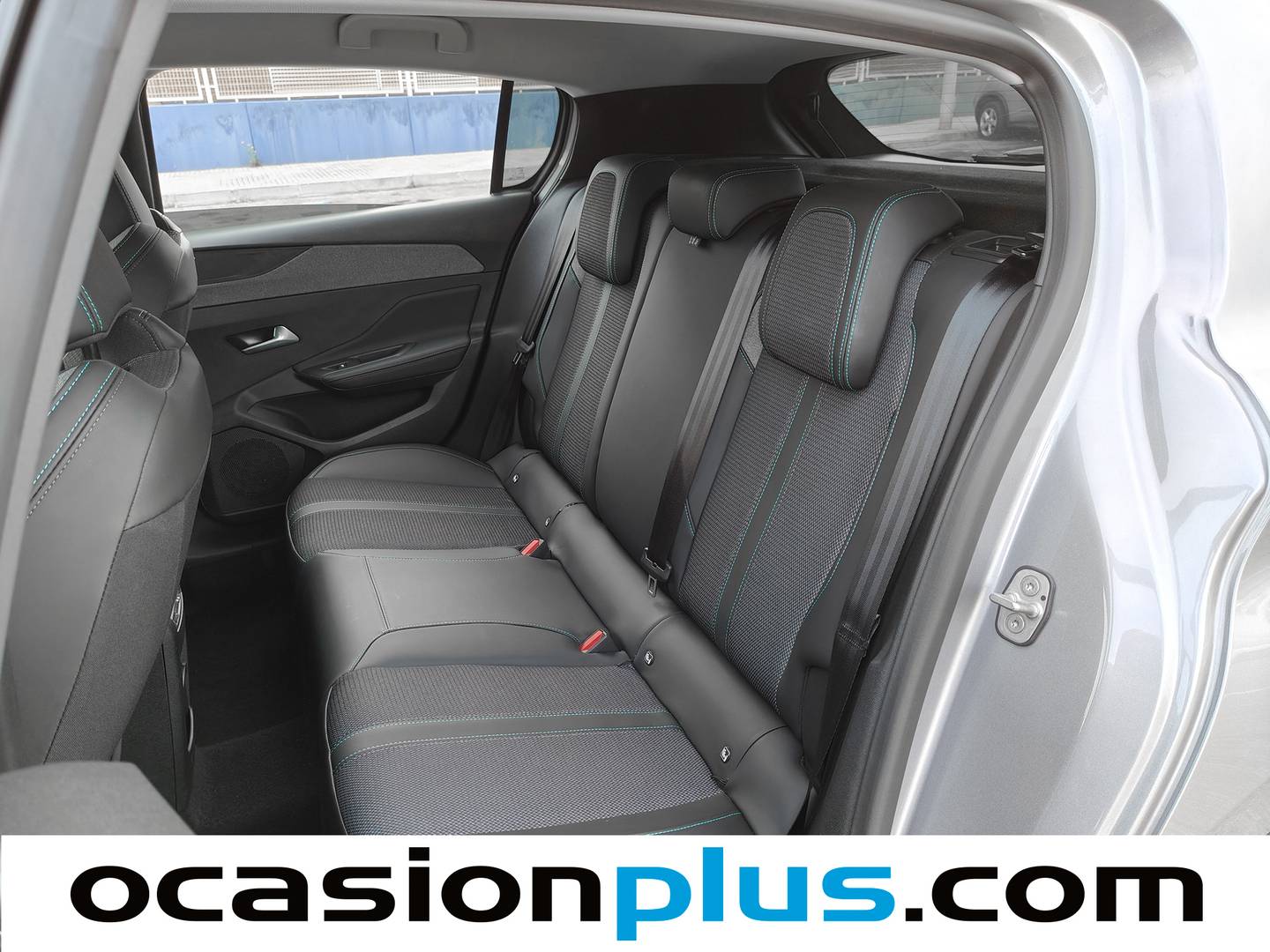 Foto Peugeot 308 Peugeot 308 Allure Hybrid eDCS6 (145 CV)